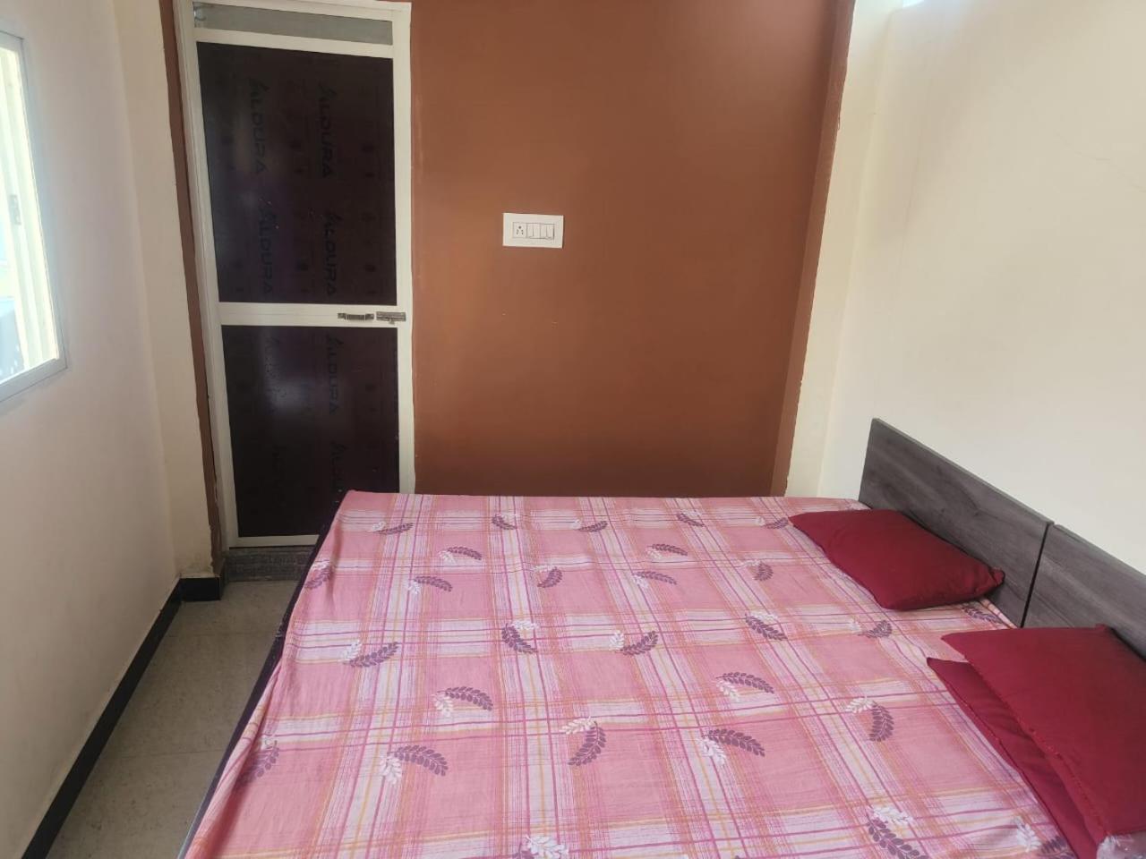 Kailash Kuti Guest House Ujjain Ngoại thất bức ảnh