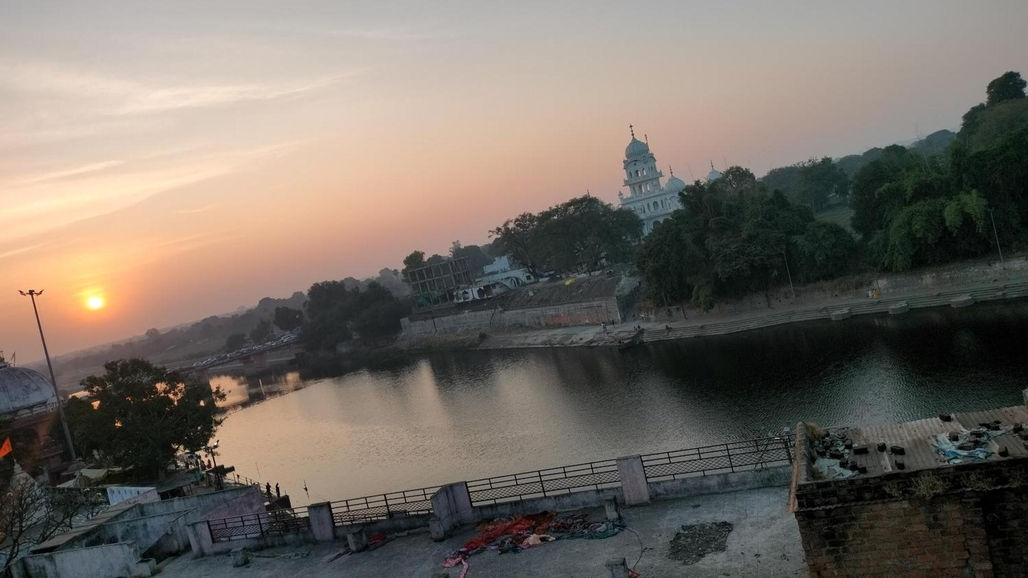 Kailash Kuti Guest House Ujjain Ngoại thất bức ảnh